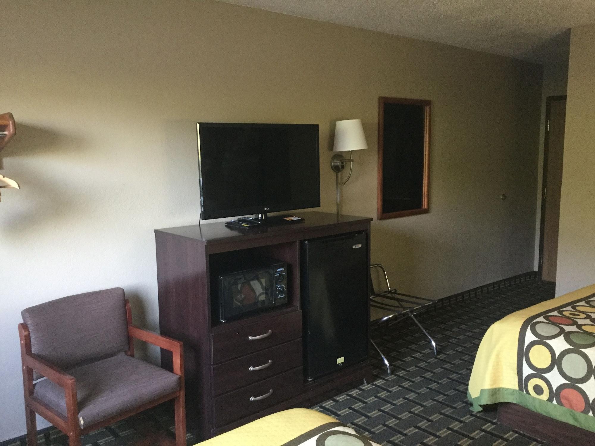 Super 8 By Wyndham Youngstown/Austintown Eksteriør billede