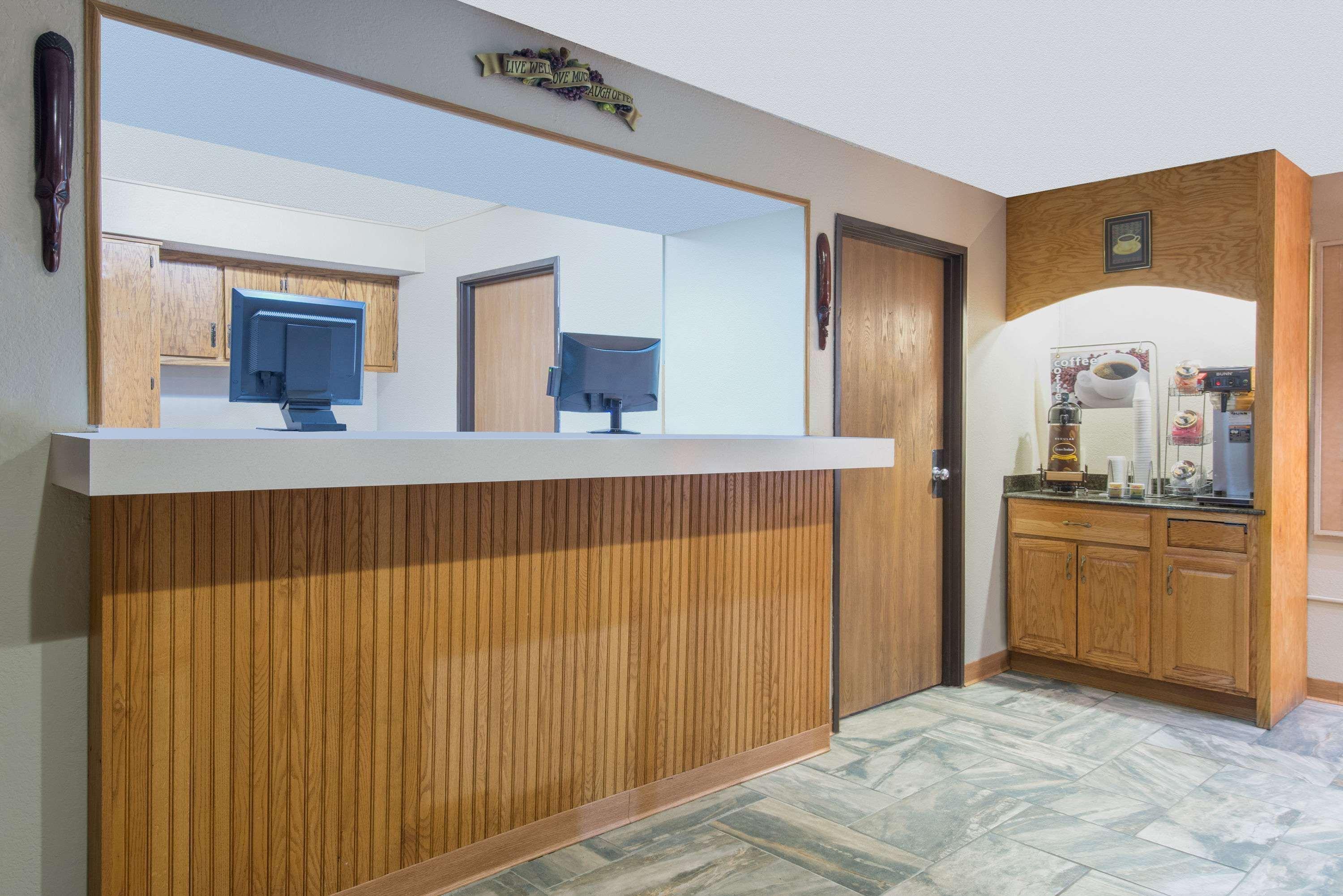 Super 8 By Wyndham Youngstown/Austintown Eksteriør billede