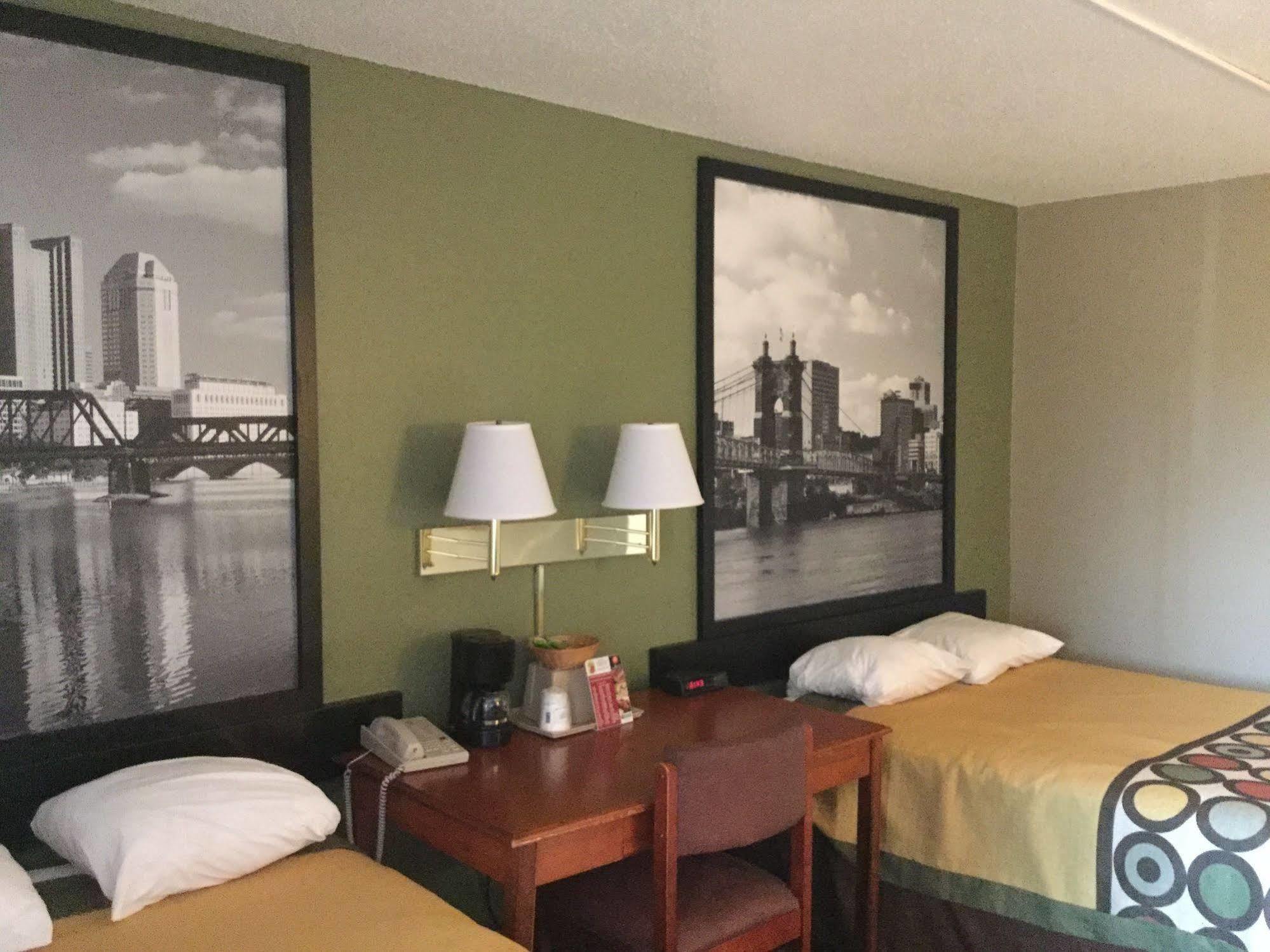Super 8 By Wyndham Youngstown/Austintown Eksteriør billede